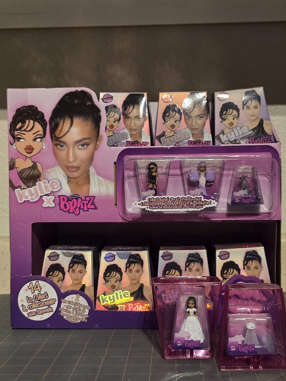 Kylie x Bratz Mini Collector Dolls - FULL DISPLAY (16 + 1)